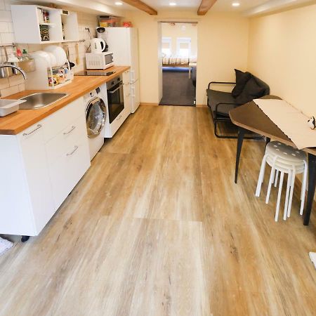Low Ceiling Apartment Ρίγα Εξωτερικό φωτογραφία